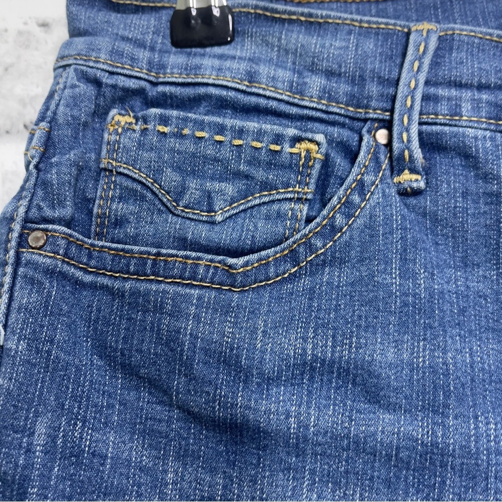 Levi’s 512 Perfectly Slimming Boot Cut Jeans 12 - Picture 2 of 8